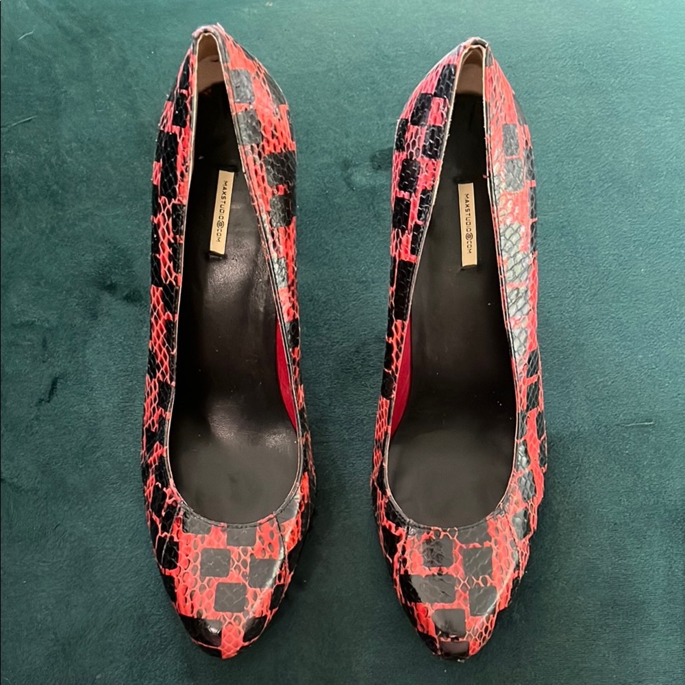 Max Studio Red and Black Heels Snakeskin Heels Size 7.5